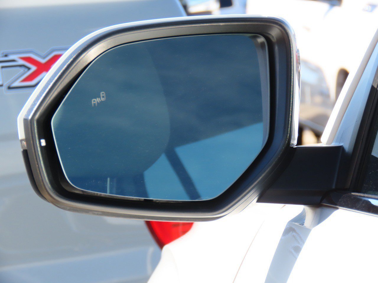 Used 2023 Volkswagen Atlas SE image 19