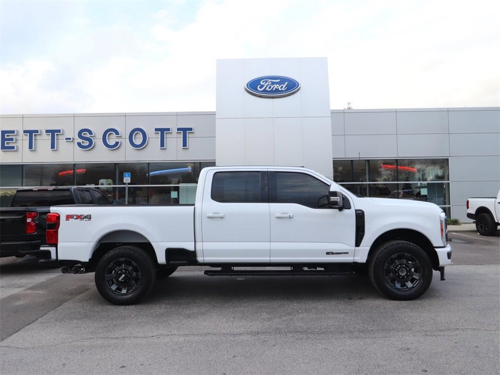 Certified 2023 Ford F250 Lariat w/ Sport Appearance Package image 15