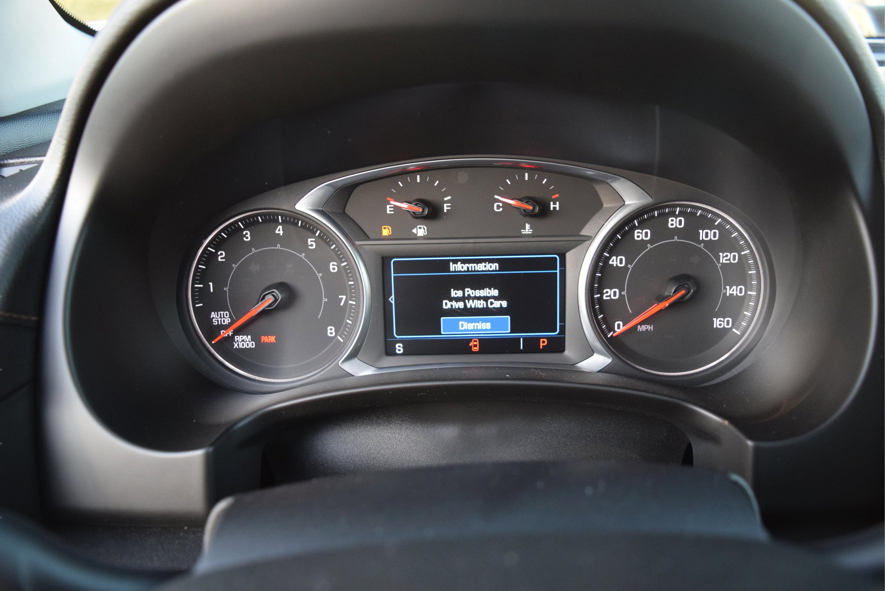 Used 2018 GMC Terrain SLE w/ Driver Convenience Package image 9