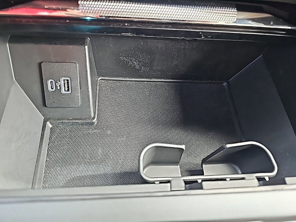 Certified 2021 Ford F150 Lariat image 34