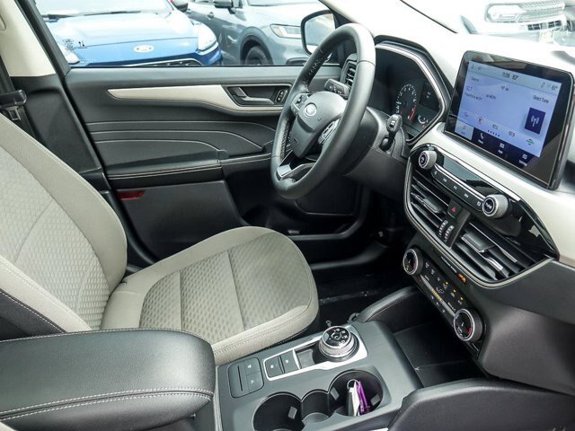 Certified 2022 Ford Escape SE w/ SE Sport Appearance Package AWD/4WD image 34