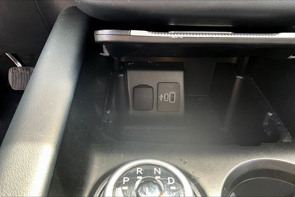 Certified 2025 Ford Explorer ST-Line w/ ST-Line Street Pack image 18