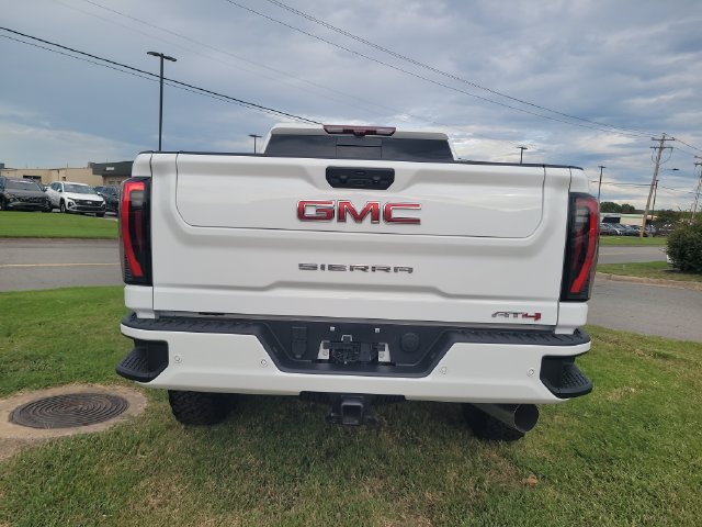 Used 2026 GMC Sierra 3500 AT4 w/ AT4 Premium Plus Package AWD/4WD image 6