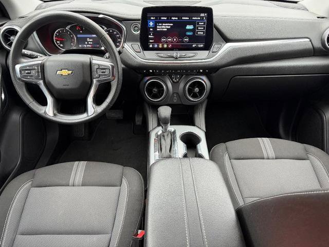 Used 2025 Chevrolet Blazer LT image 11