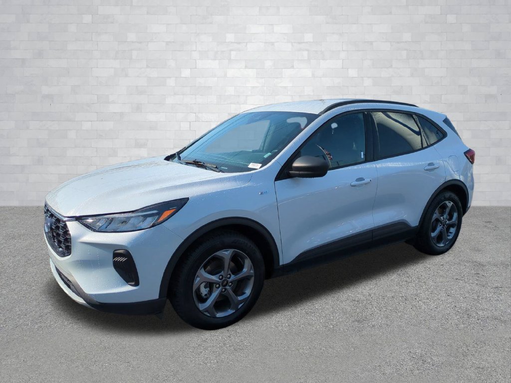 Certified 2025 Ford Escape ST-Line FWD image 9