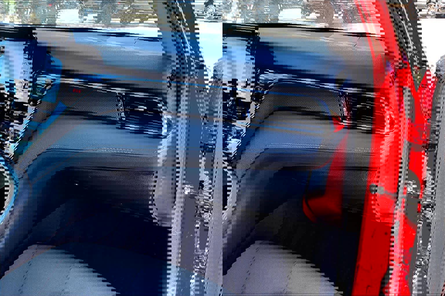 Used 2023 Toyota Camry LE image 19