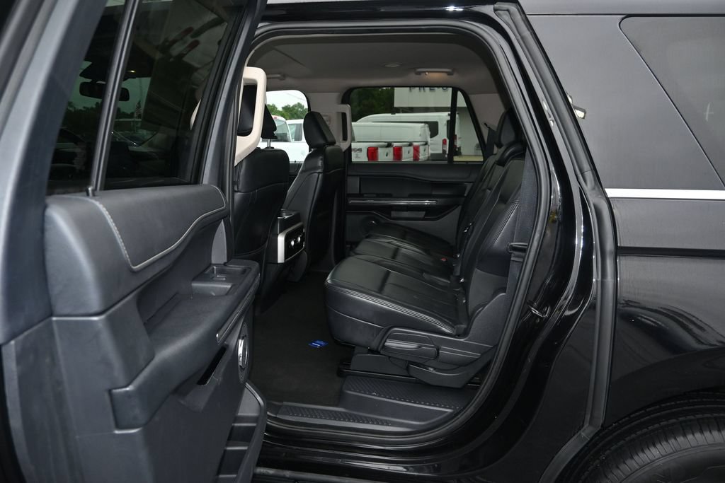 Certified 2024 Ford Expedition Max XLT RWD image 33