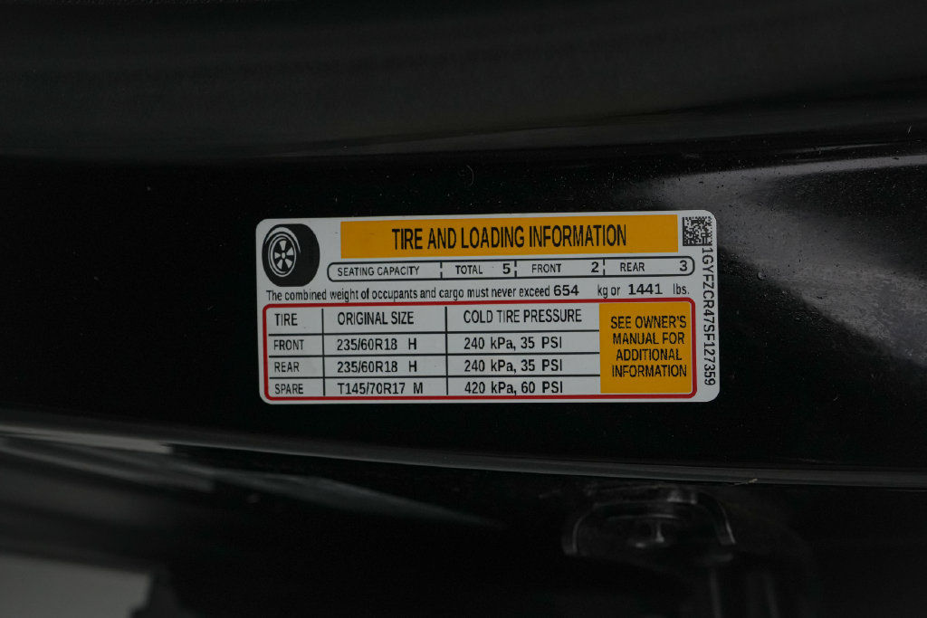 Used 2025 Cadillac XT4 Premium Luxury FWD image 22