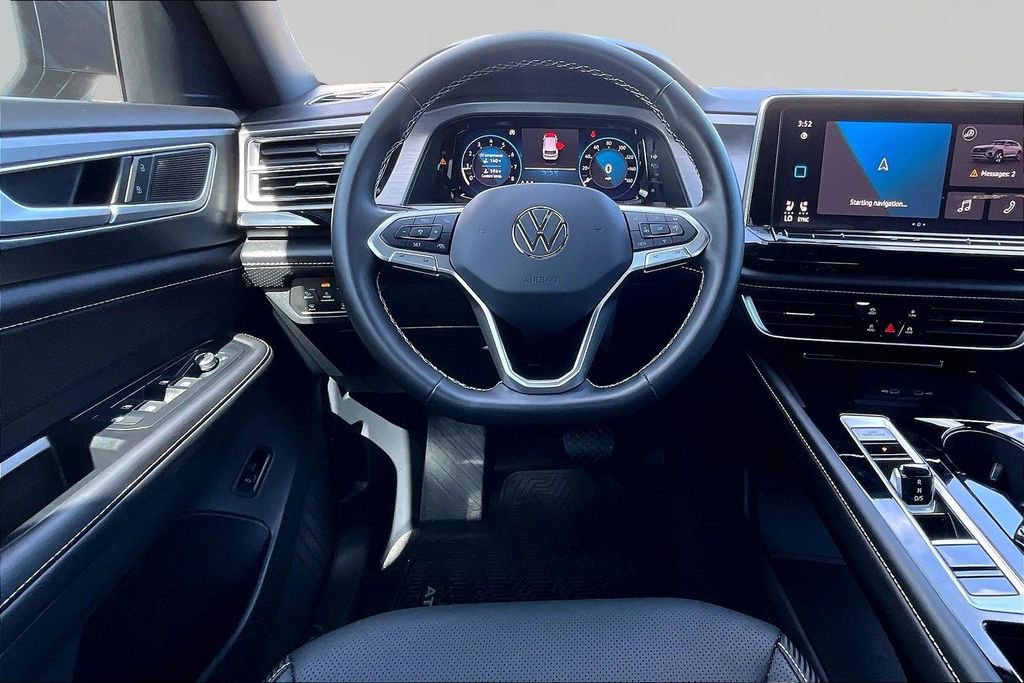 Used 2024 Volkswagen Atlas Cross Sport SE AWD/4WD image 5