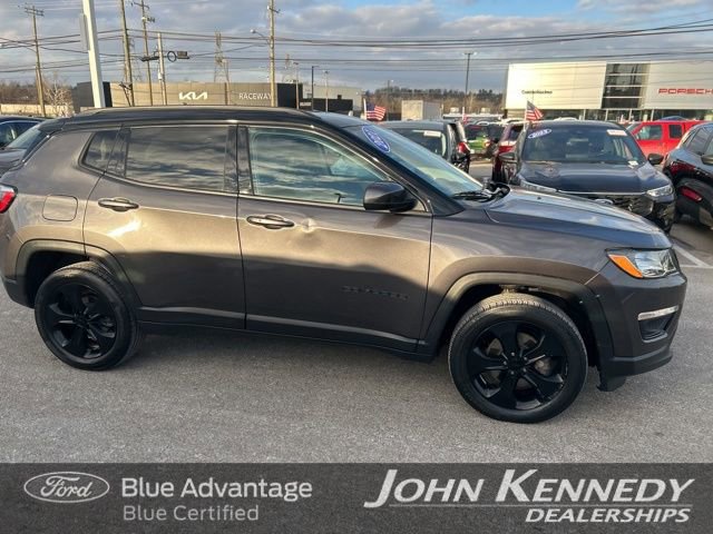 Used 2021 Jeep Compass Latitude image 4
