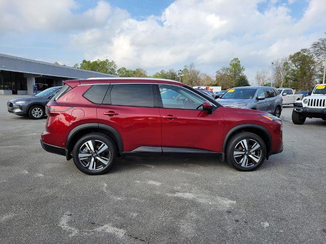 Used 2025 Nissan Rogue SL w/ SL Premium Package image 6
