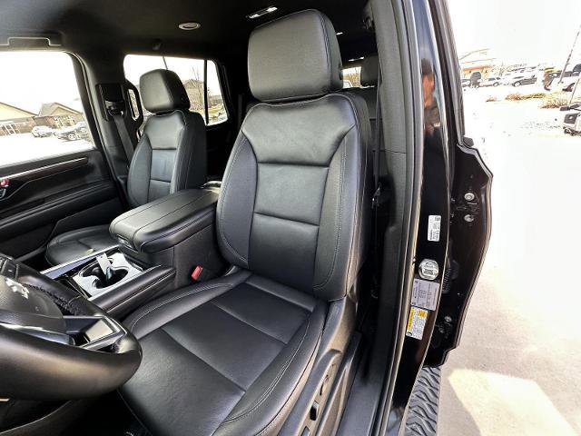 Used 2025 Chevrolet Tahoe Z71 image 18