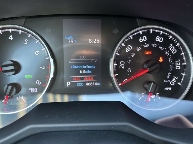 Used 2022 Toyota RAV4 XLE w/ Convenience Package FWD image 16