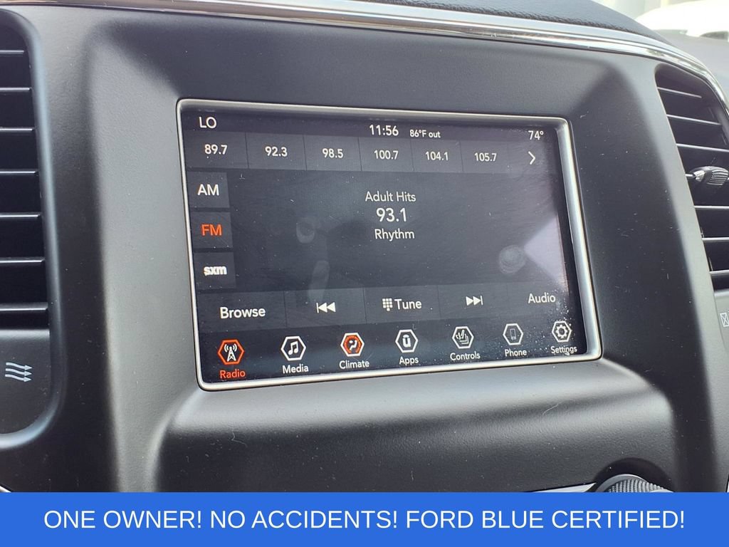 Used 2019 Jeep Grand Cherokee Laredo AWD/4WD image 11