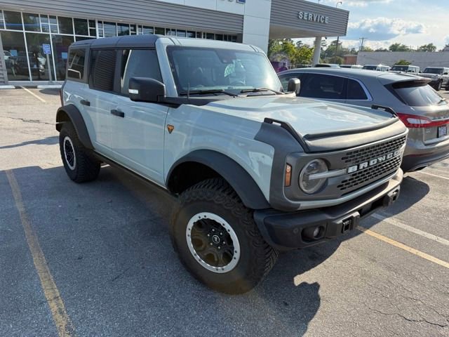 Certified 2023 Ford Bronco Badlands w/ Sasquatch Package AWD/4WD image 2