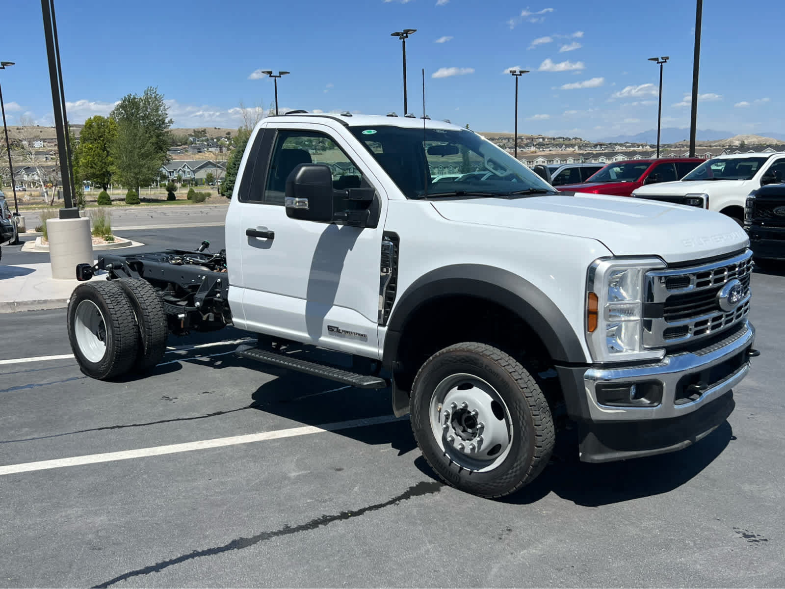Certified 2026 Ford F550 4x4 Regular Cab Super Duty w/ XL Chrome Package image 5