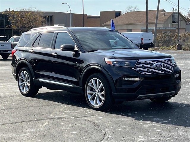 Certified 2023 Ford Explorer Platinum w/ Equipment Group 601A image 7