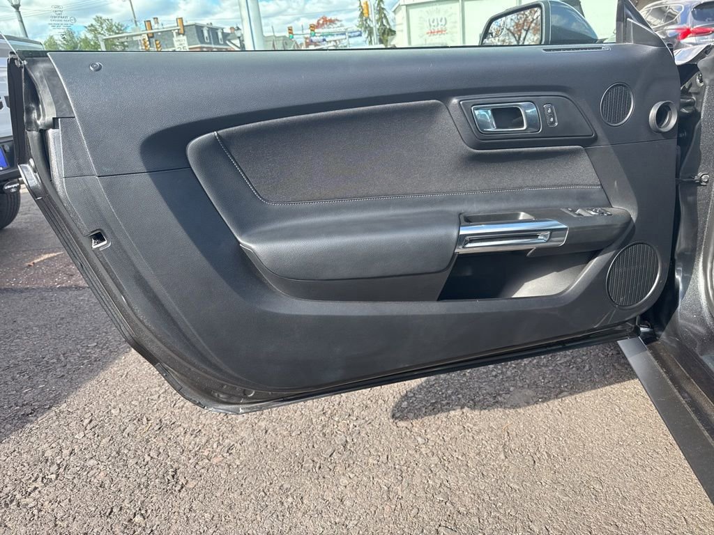 Certified 2019 Ford Mustang GT w/ Equipment Group 301A image 13