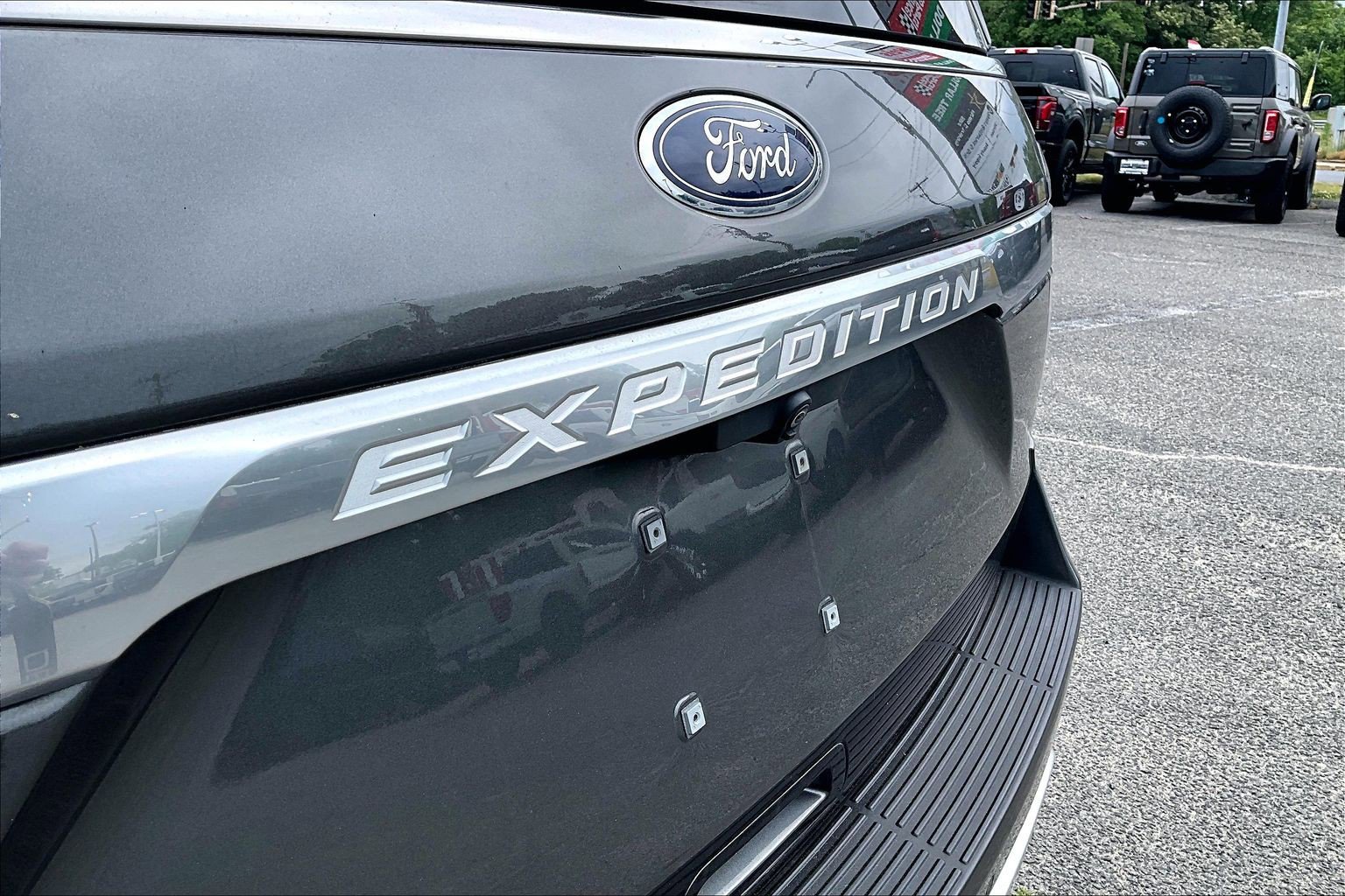 Certified 2020 Ford Expedition Platinum AWD/4WD image 8