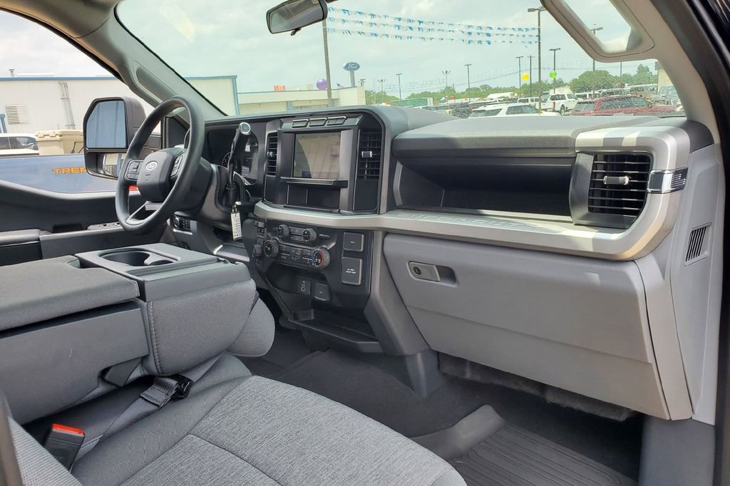 Certified 2024 Ford F250 XL w/ STX Appearance Package AWD/4WD image 15