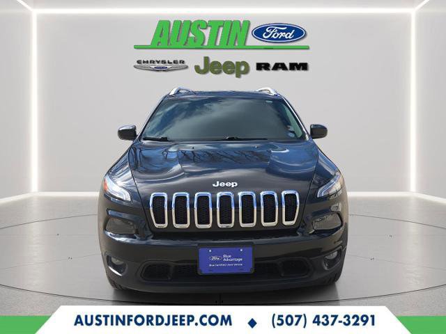 Used 2017 Jeep Cherokee Latitude image 16