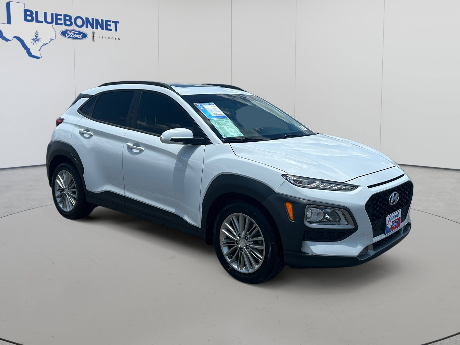 Used 2020 Hyundai Kona SEL Plus AWD/4WD image 3