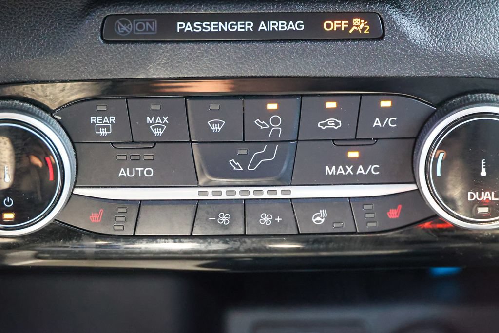 Certified 2022 Ford Escape SE w/ Cold Weather Package FWD image 30