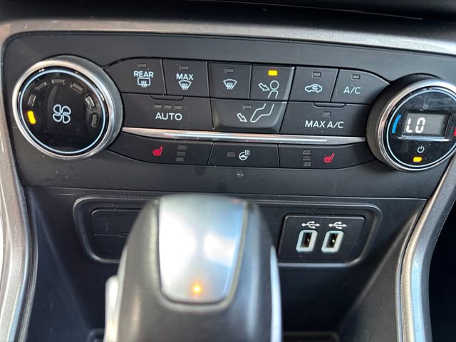 Certified 2019 Ford EcoSport SES AWD/4WD image 32