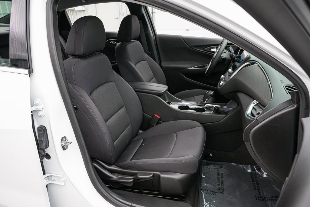Used 2020 Chevrolet Malibu LT image 20