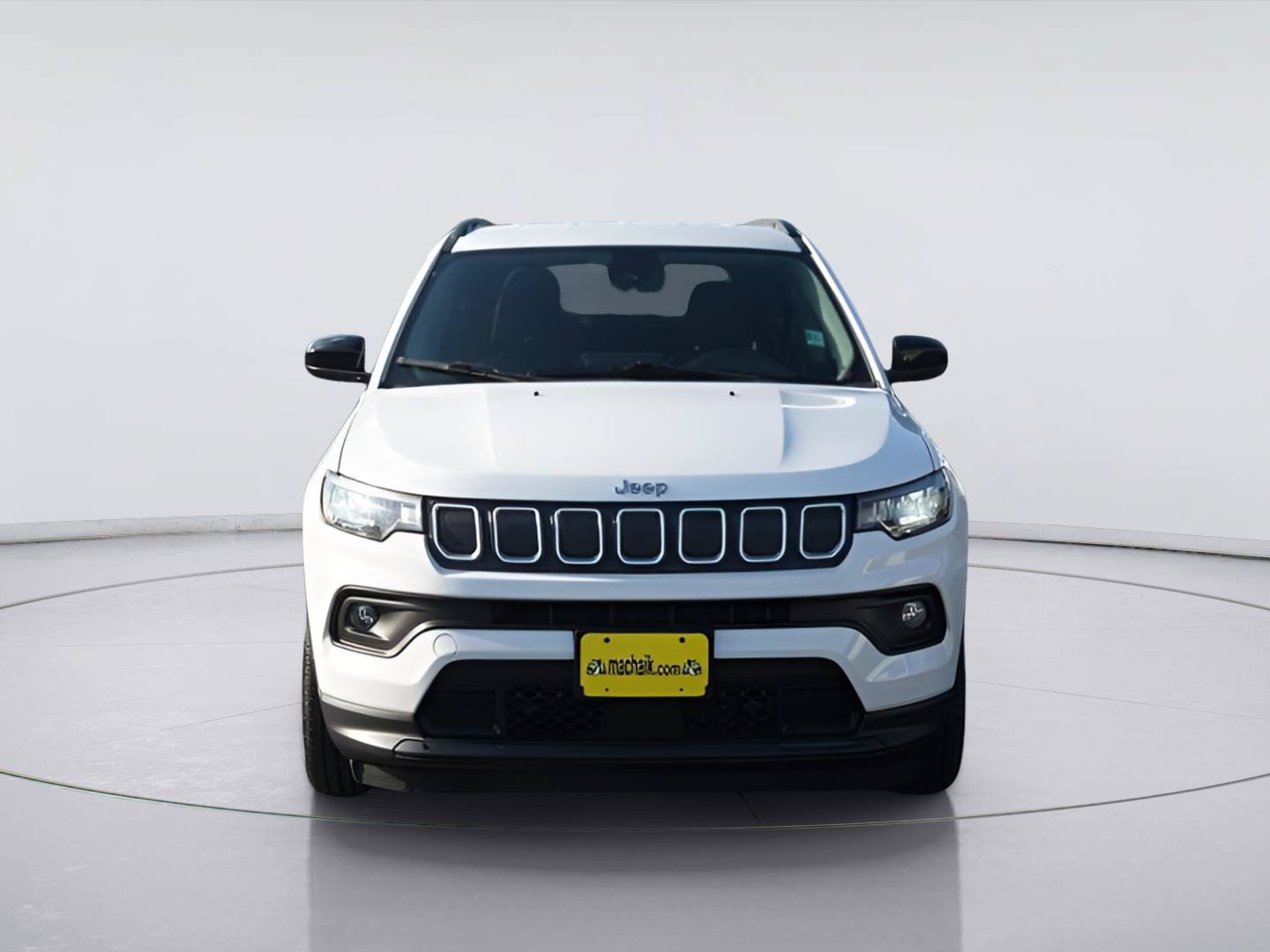 Used 2022 Jeep Compass Latitude FWD image 3