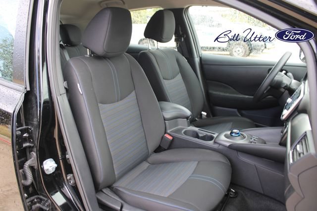 Used 2025 Nissan Leaf S FWD image 11