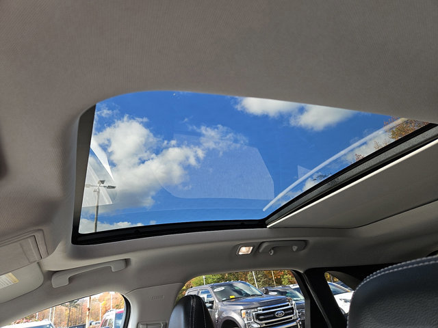 Certified 2022 Ford Escape SEL image 22