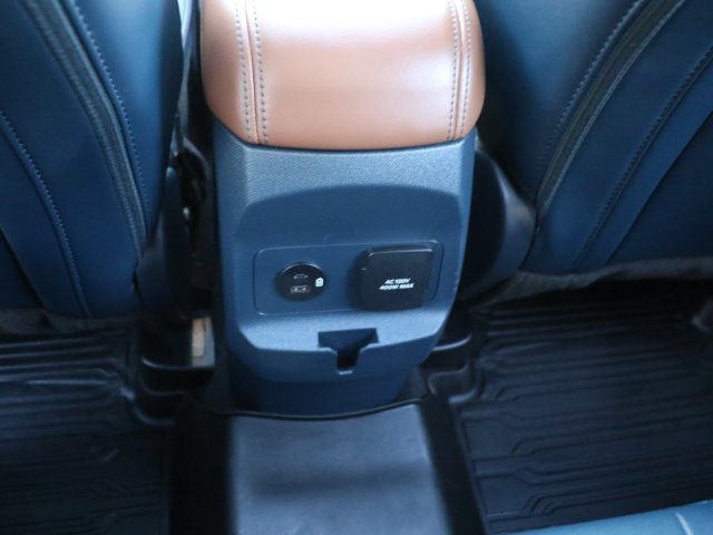 Certified 2023 Ford Maverick Lariat w/ Lariat Luxury Package AWD/4WD image 18