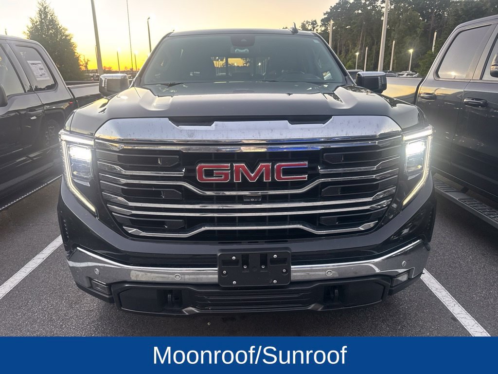 Used 2022 GMC Sierra 1500 SLT w/ SLT Premium Plus Package AWD/4WD image 2