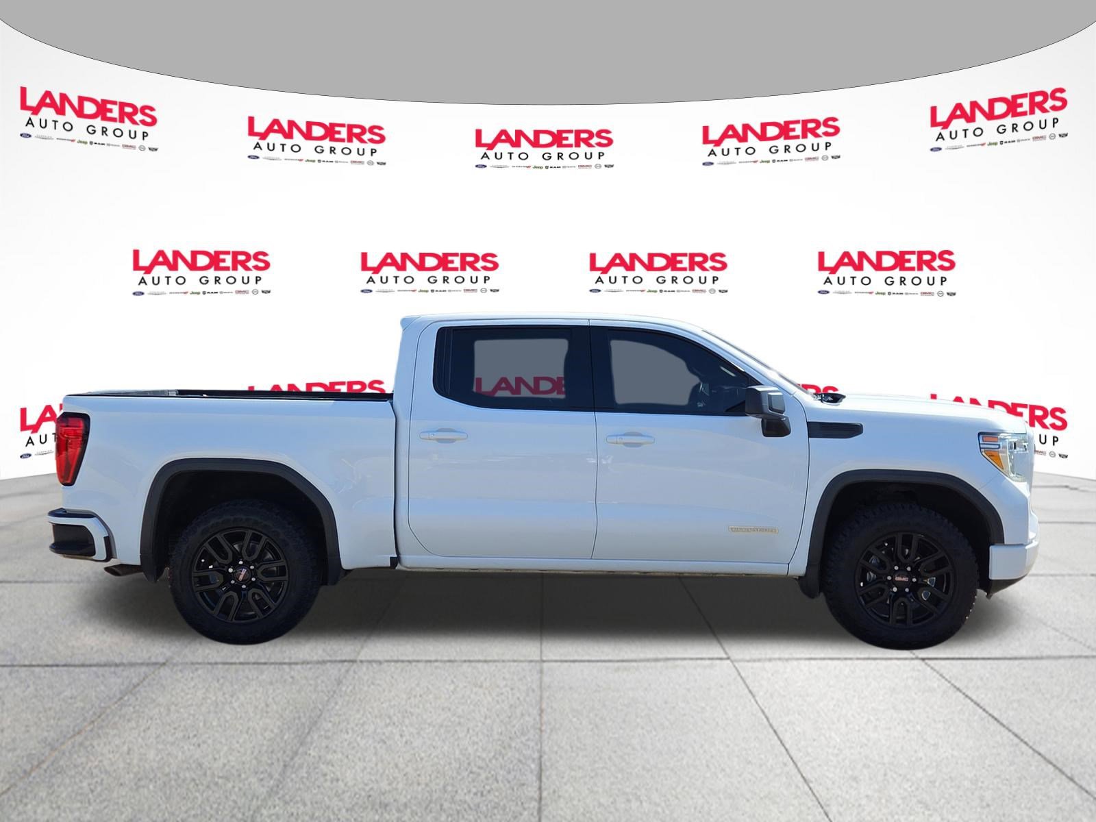 Used 2021 GMC Sierra 1500 Elevation image 2