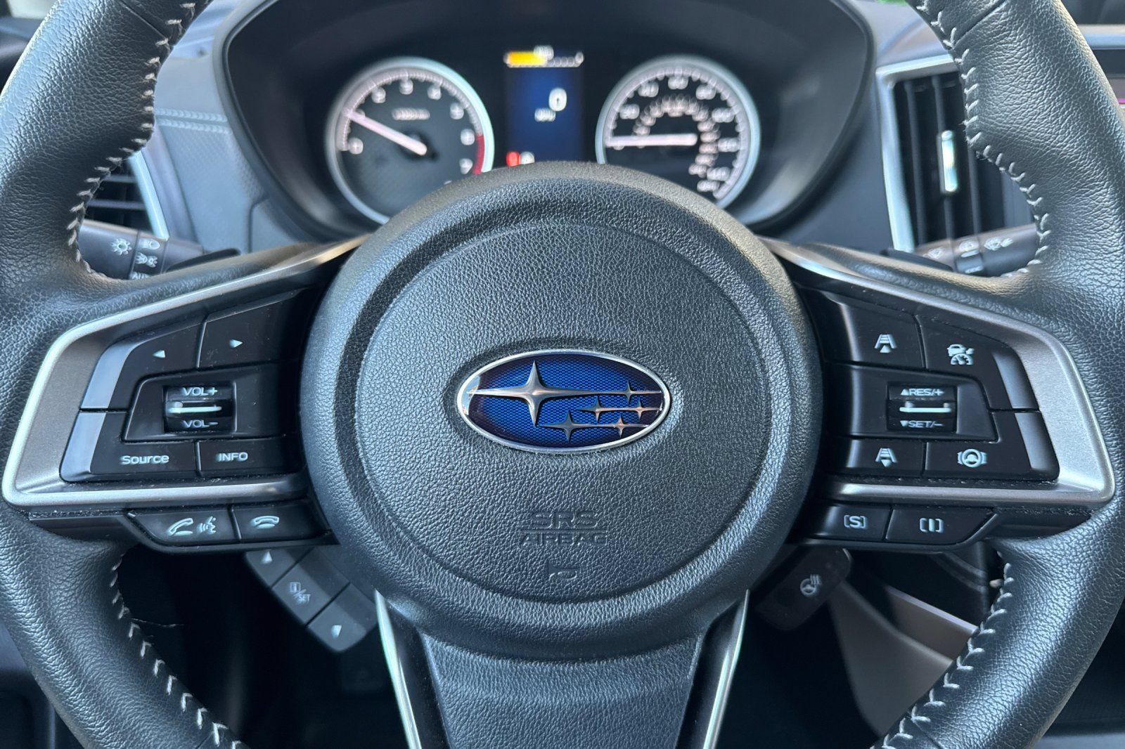 Used 2022 Subaru Forester Limited AWD/4WD image 25