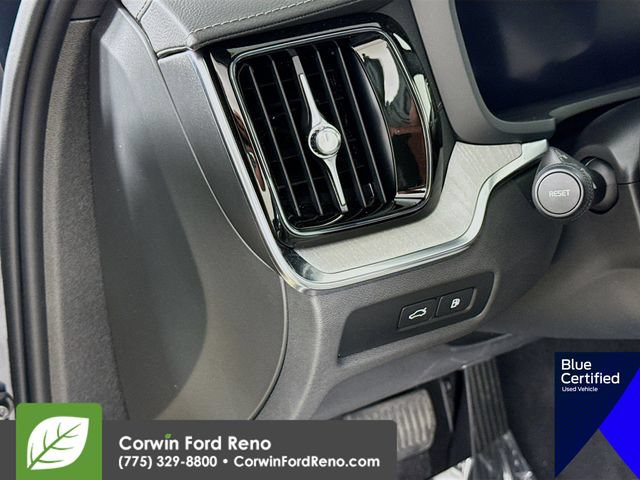 Used 2024 Volvo S60 T8 Ultimate AWD/4WD image 13