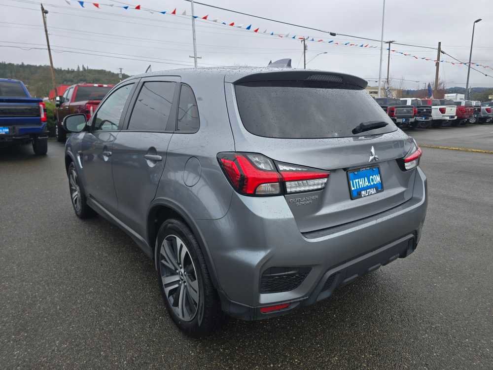 Used 2024 Mitsubishi Outlander Sport SE image 3