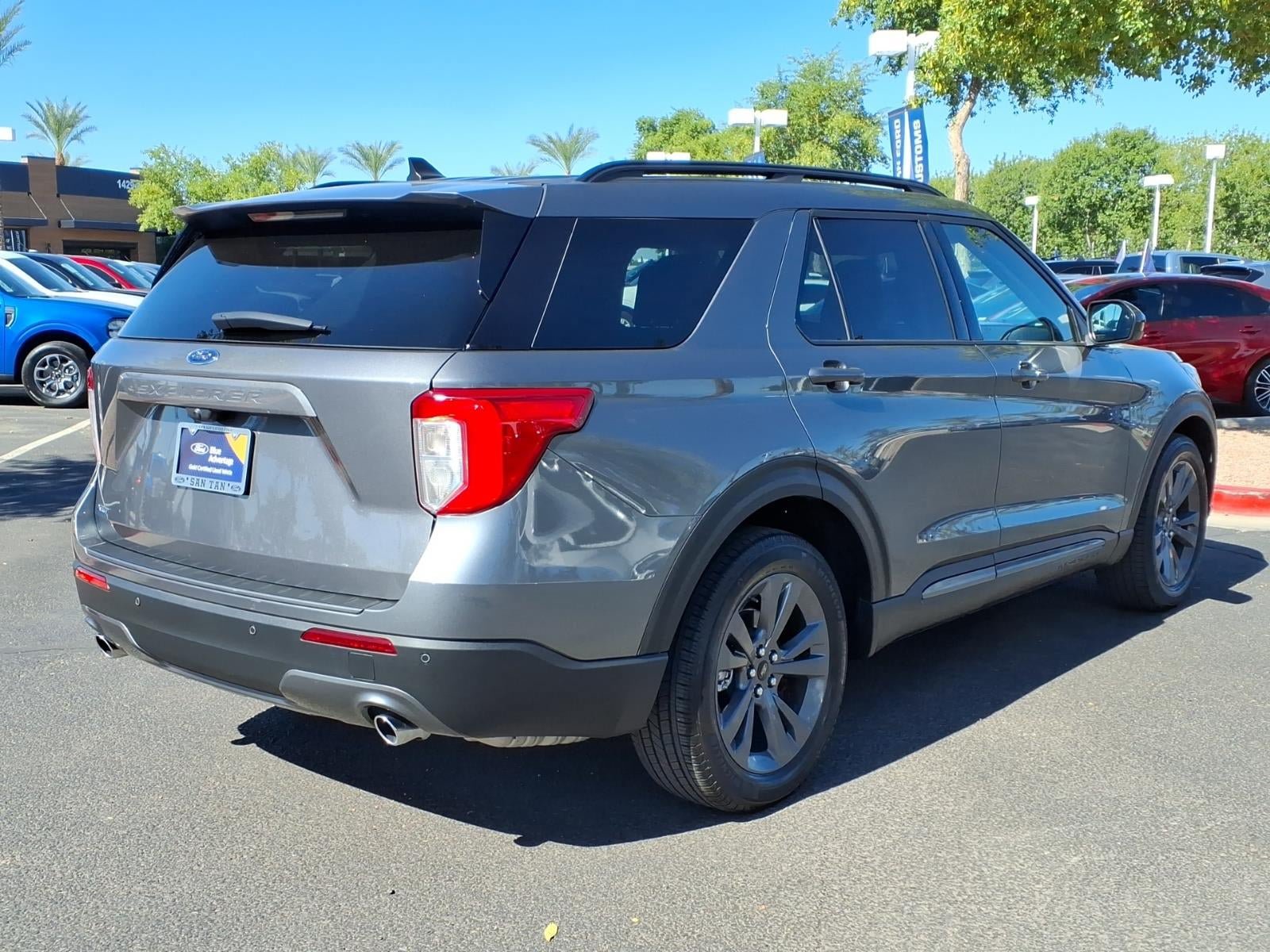 Certified 2023 Ford Explorer XLT w/ Equipment Group 202A RWD image 4