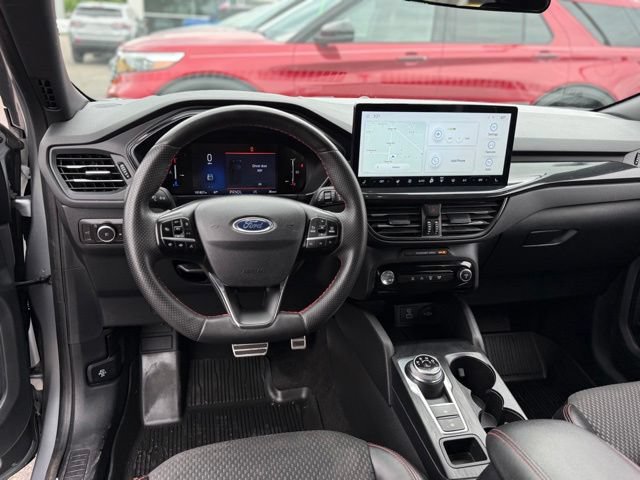 Certified 2023 Ford Escape ST-Line Select w/ Tech Pack #1 AWD/4WD image 6