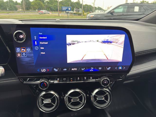 Used 2024 Chevrolet Blazer EV LT AWD/4WD image 24