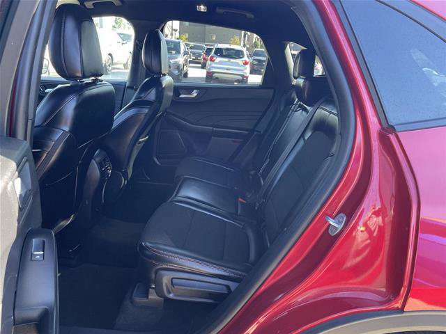 Certified 2025 Ford Escape ST-Line Select AWD/4WD image 19