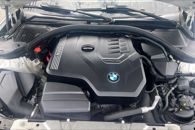 Used 2020 BMW 330i Sedan w/ M Sport Package RWD image 10