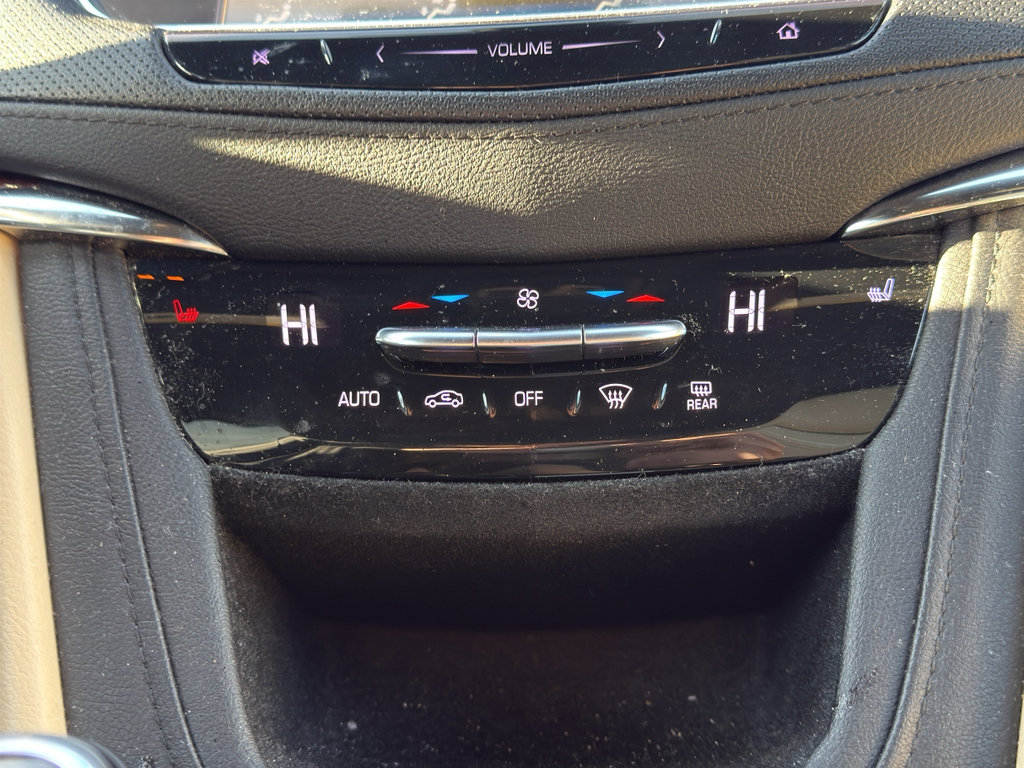 Used 2019 Cadillac XT5 Luxury image 23