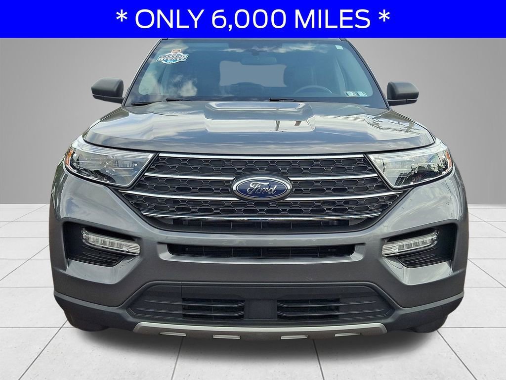 Certified 2023 Ford Explorer XLT w/ Equipment Group 202A AWD/4WD image 7
