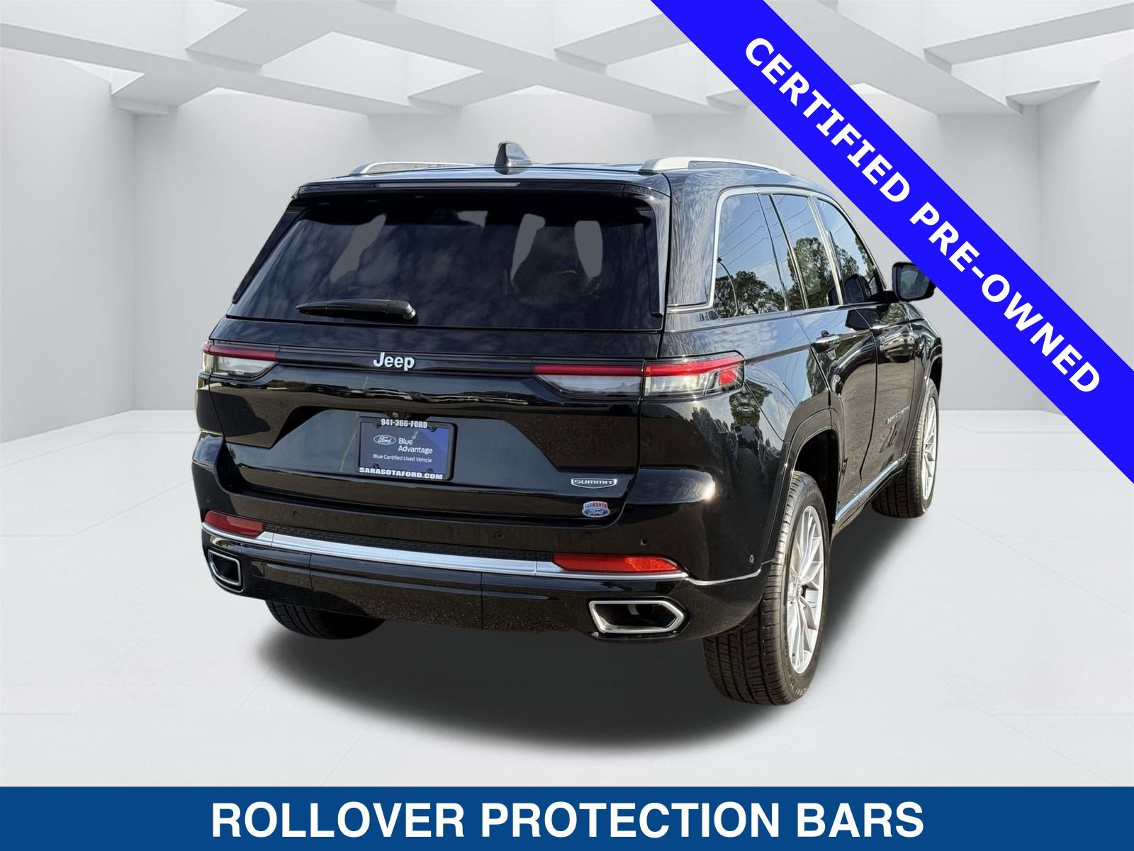 Used 2022 Jeep Grand Cherokee Summit image 4