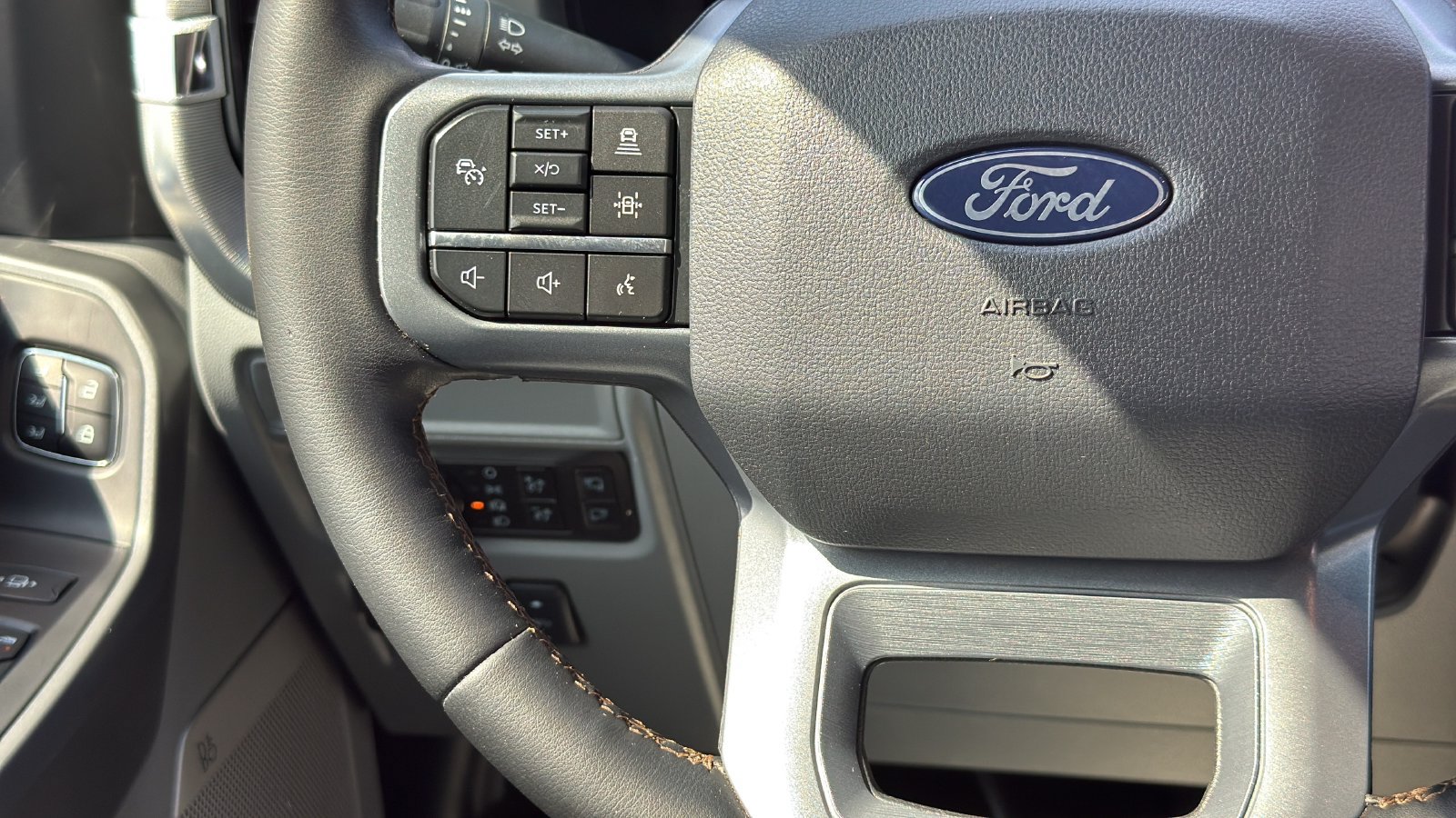 Certified 2025 Ford F150 Lariat w/ Equipment Group 502A High AWD/4WD image 16