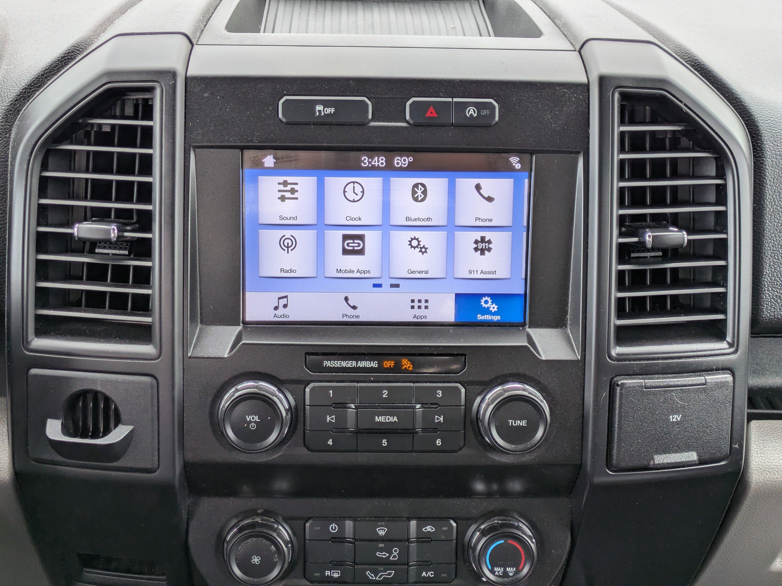 Certified 2019 Ford F150 XL w/ Equipment Group 101A Mid image 17