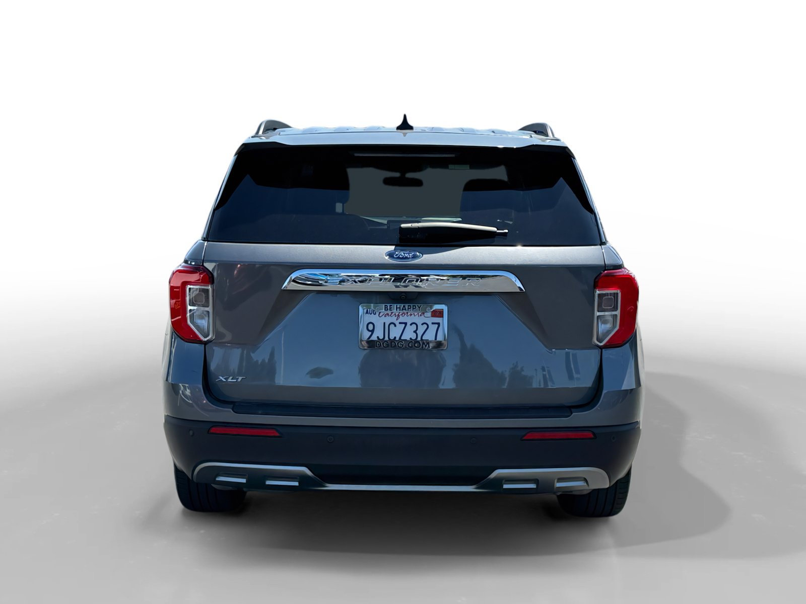 Certified 2023 Ford Explorer XLT w/ Equipment Group 202A RWD image 4
