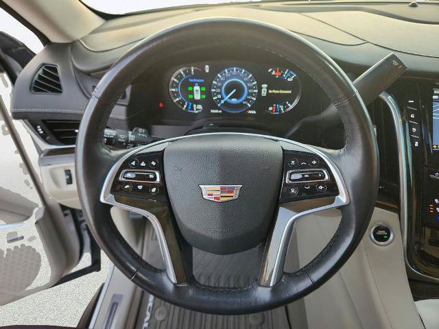 Used 2020 Cadillac Escalade ESV Luxury RWD image 14